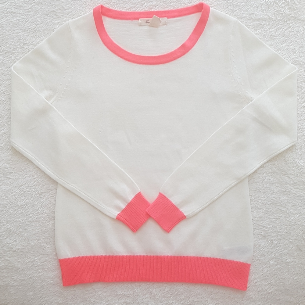 Forever 21 cream sweater with neon pink details